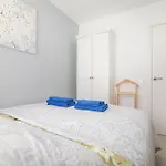 아파트 Sun - 3 Bedrooms, Priv Parking, Pool, Ac, Tv Channels, Fibre Net *