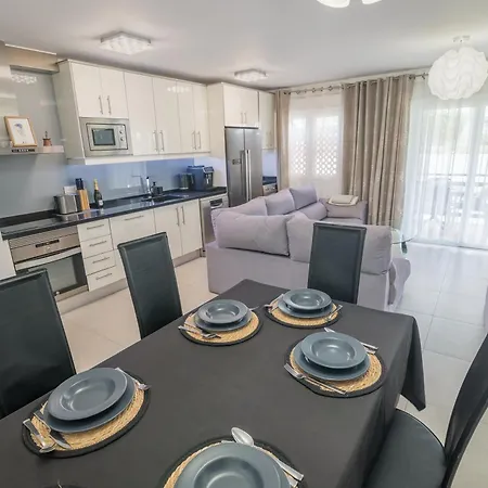 Lägenhet Sun - 3 Bedrooms, Priv Parking, Pool, Ac, Tv Channels, Fibre Net Los Cristianos (Tenerife)