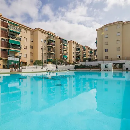Lägenhet Sun - 3 Bedrooms, Priv Parking, Pool, Ac, Tv Channels, Fibre Net *