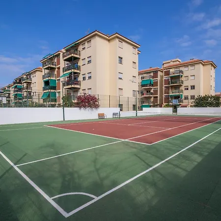 Lägenhet Sun - 3 Bedrooms, Priv Parking, Pool, Ac, Tv Channels, Fibre Net