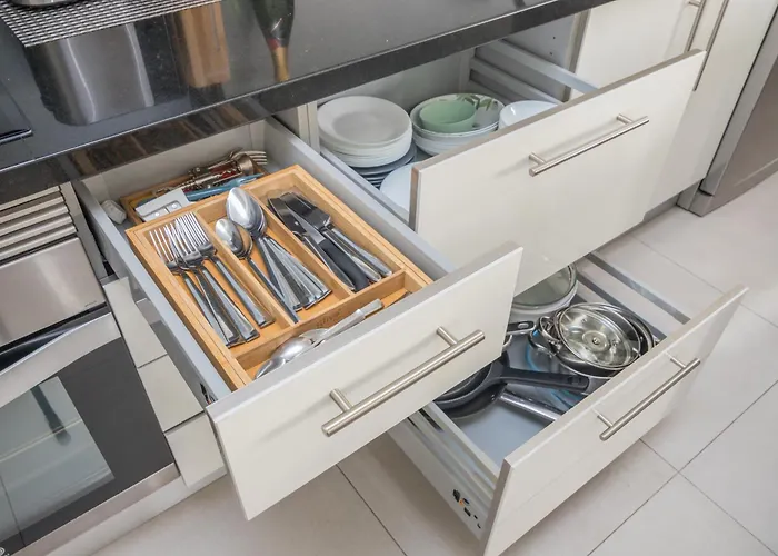 Sun - 3 Bedrooms, Priv Parking, Pool, Ac, Tv Channels, Fibre Net Los Cristianos (Tenerife)