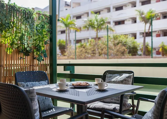 Sun - 3 Bedrooms, Priv Parking, Pool, Ac, Tv Channels, Fibre Net * Лос Кристианос