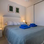 Sun - 3 Bedrooms, Priv Parking, Pool, Ac, Tv Channels, Fibre Net 公寓
