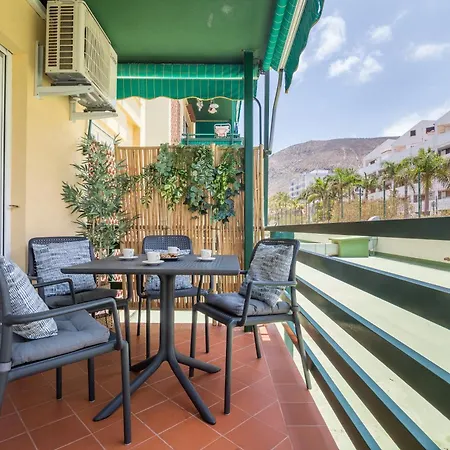 Sun - 3 Bedrooms, Priv Parking, Pool, Ac, Tv Channels, Fibre Net Daire