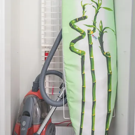 Appartamento Sun - 3 Bedrooms, Priv Parking, Pool, Ac, Tv Channels, Fibre Net